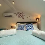La Corte Di Kate * بيوغْغاد نا موغو