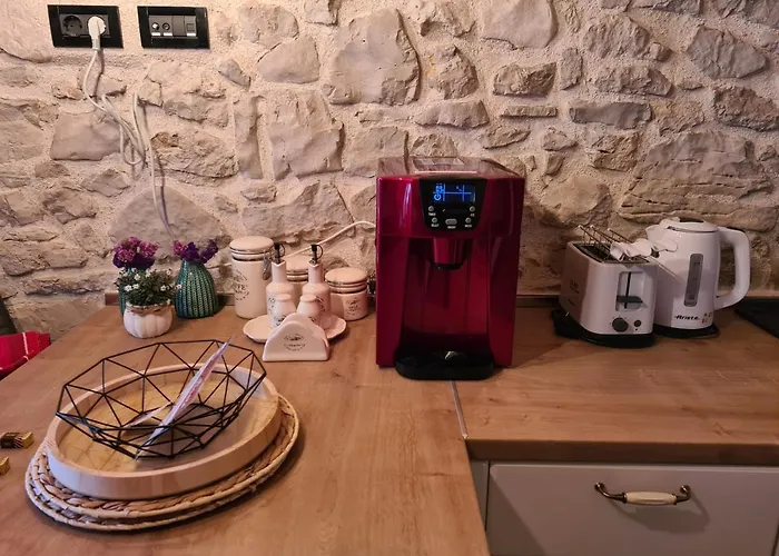 La Corte Di Kate Вилла Биоград-на-Мору